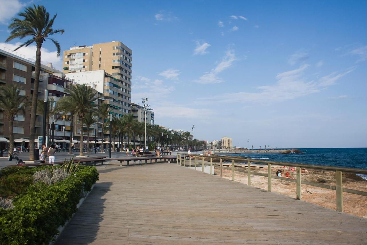 Homely Apartments Playa De Los Locos Torrevieja Dış mekan fotoğraf